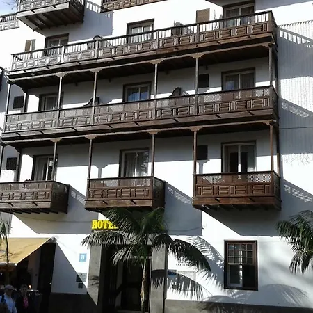 Estudio Bello Puerto 아파트 *
